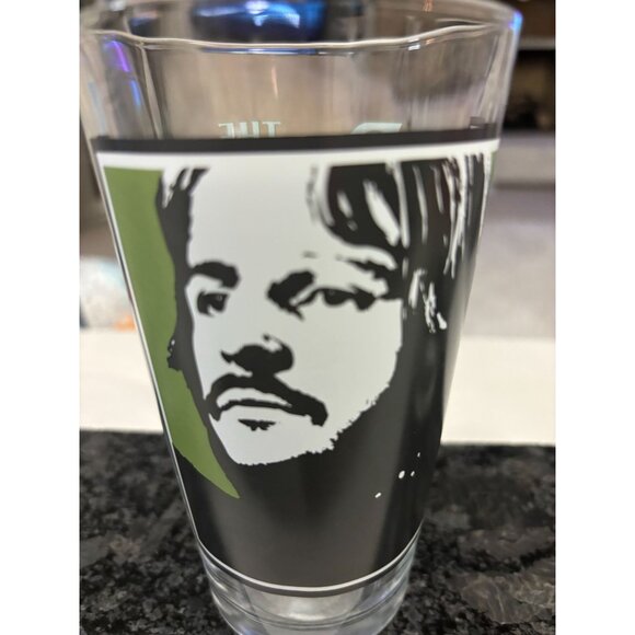 The Beatles commemorative Collective Pint Glasses - Picture 3 of 16